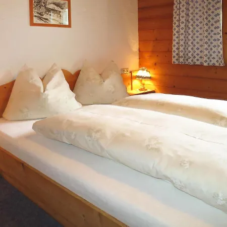 Haus Alpenblick Apartamento *